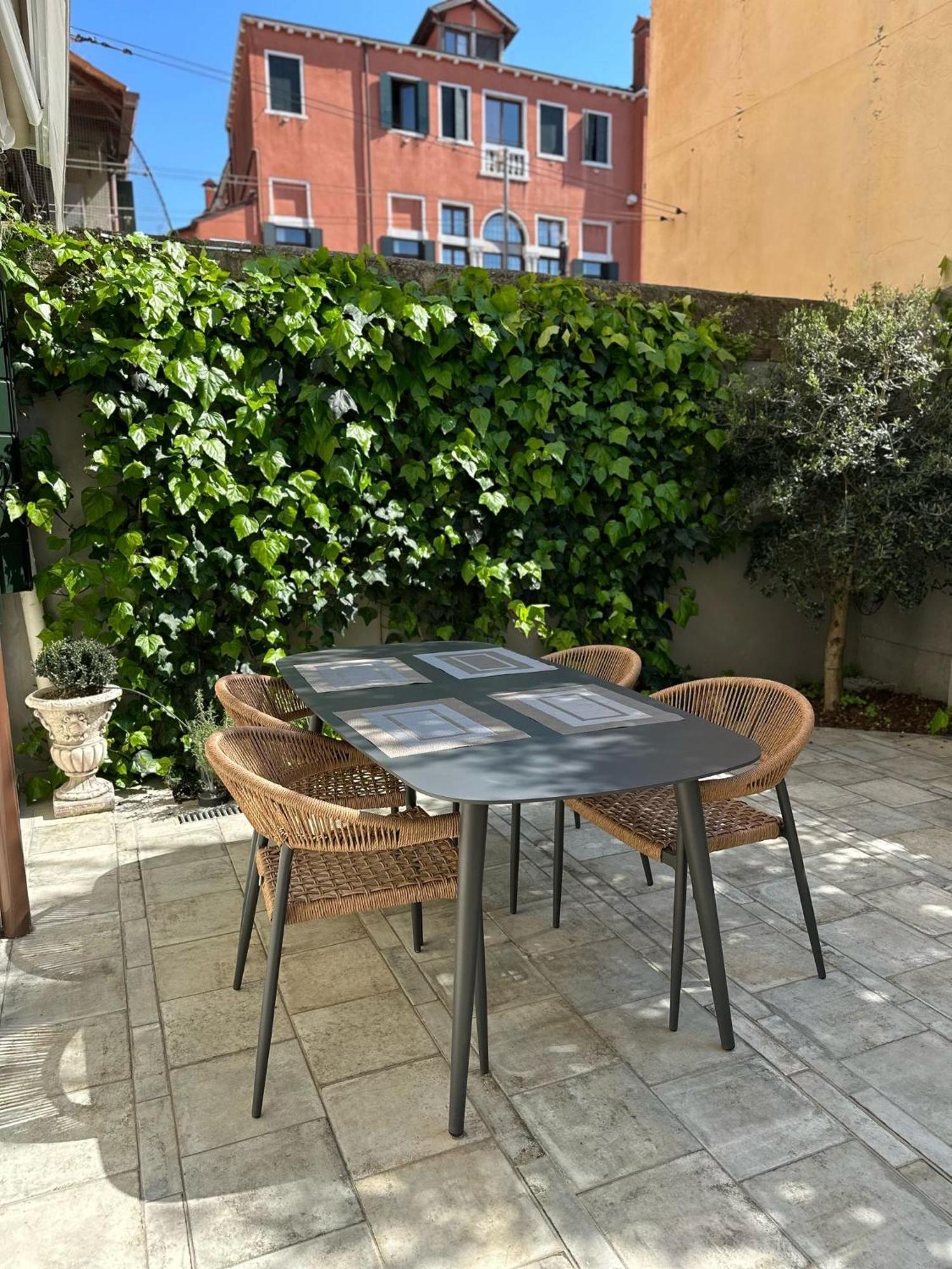 Wow Garden In The Heart Of Venezia Esterno foto